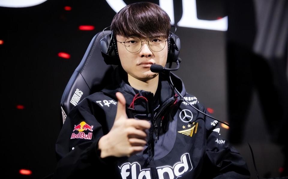 今日HLE战队发布公告，将成立一个全新的电竞分析部门，来帮助提升雄联盟分部的表现